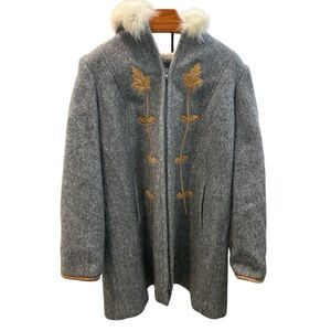The Old Mill Wool Coat XL Gray, Real Fur Collar, Suede Appliqués, Canada Made